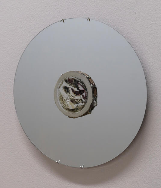 Glaze mirror 1